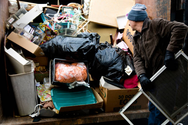 Best Estate Cleanout Services  in Zephyrhills West, FL
